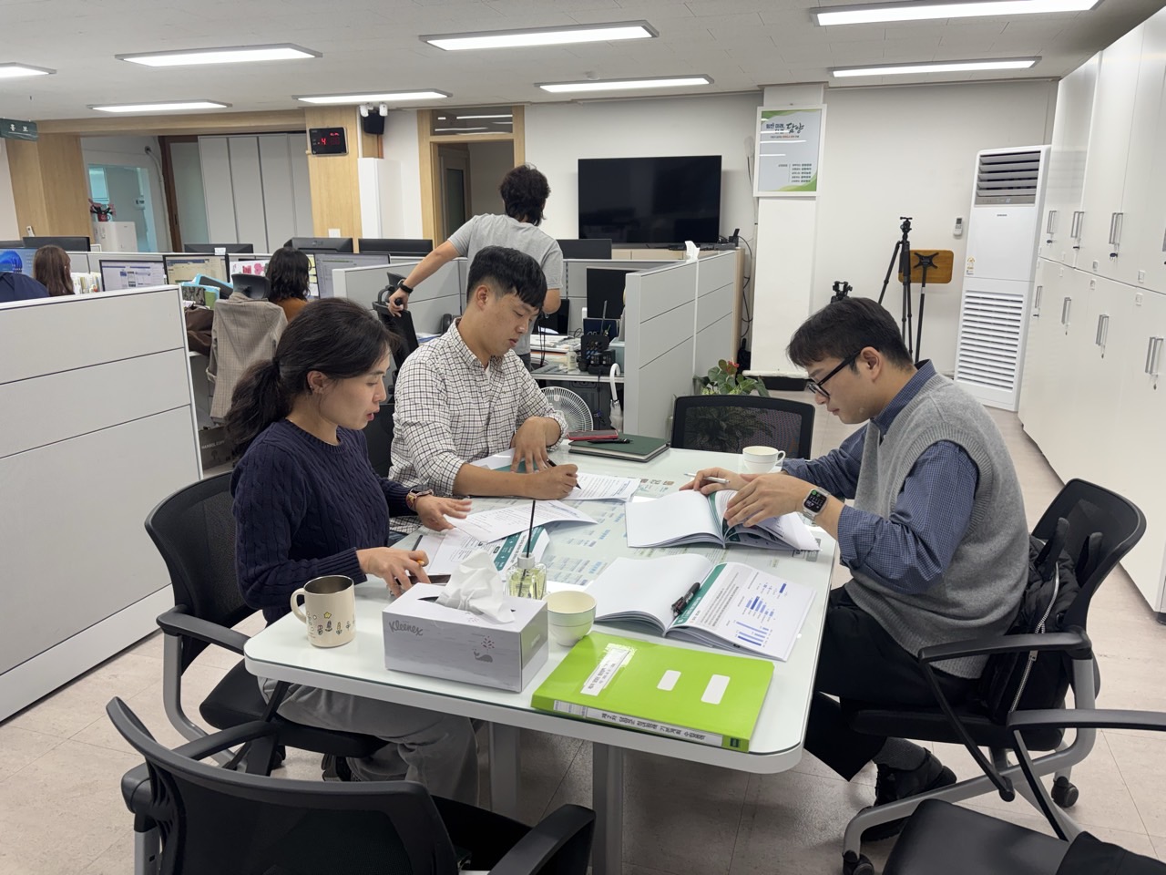 f886aca37243c363cdface491ead84f9_1763097243_1229.jpg f886aca37243c363cdface491ead84f9_1763097243_1229.jpg